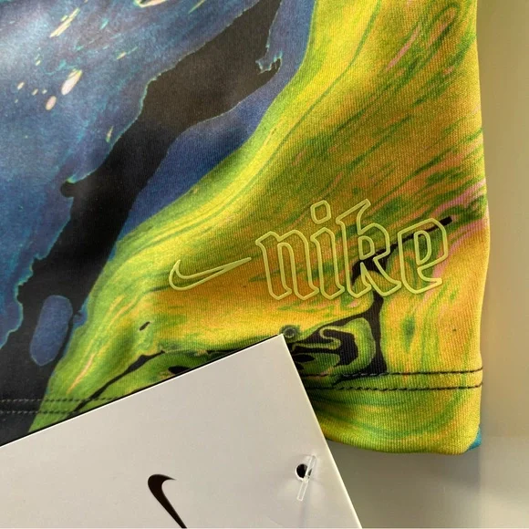 π± NIKE sports bra Dry-Fit - Picture 2 of 8